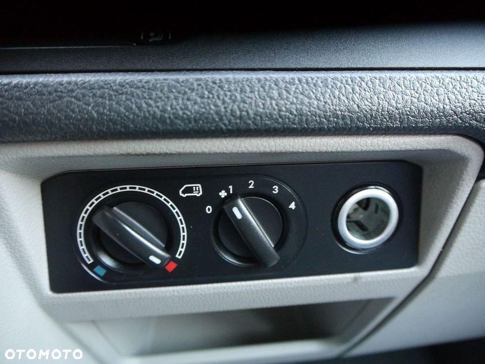 Volkswagen Transporter L2H1 Plus Comfortline - 23