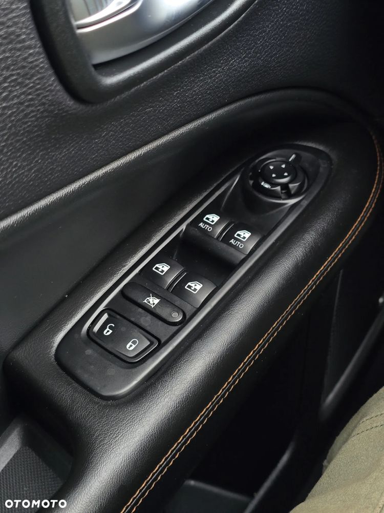 Jeep Compass 1.4 TMair Limited 4WD S&S - 31