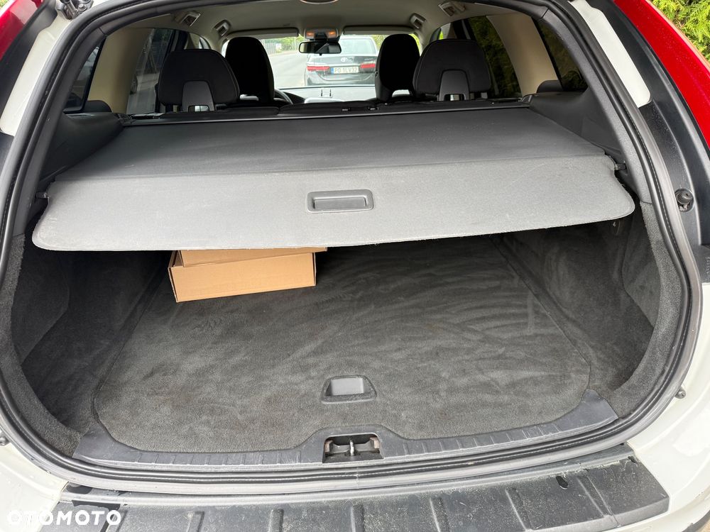 Volvo XC 60 D3 Momentum - 4