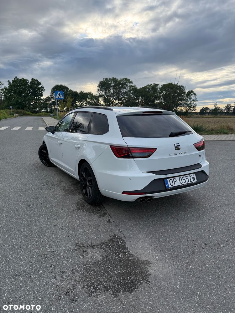 Seat Leon 2.0 TDI FR S&S DSG - 4