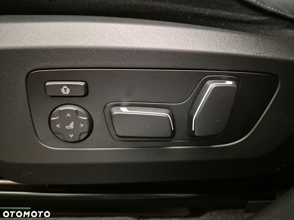 BMW X3 xDrive20d mHEV - 25