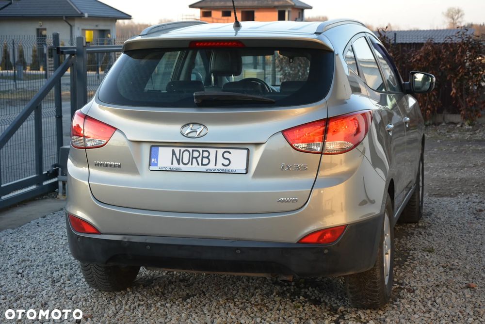Hyundai ix35 - 14