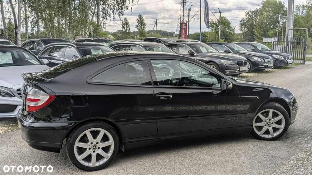 Mercedes-Benz Klasa C 180 Kompressor Sport Edition - 14