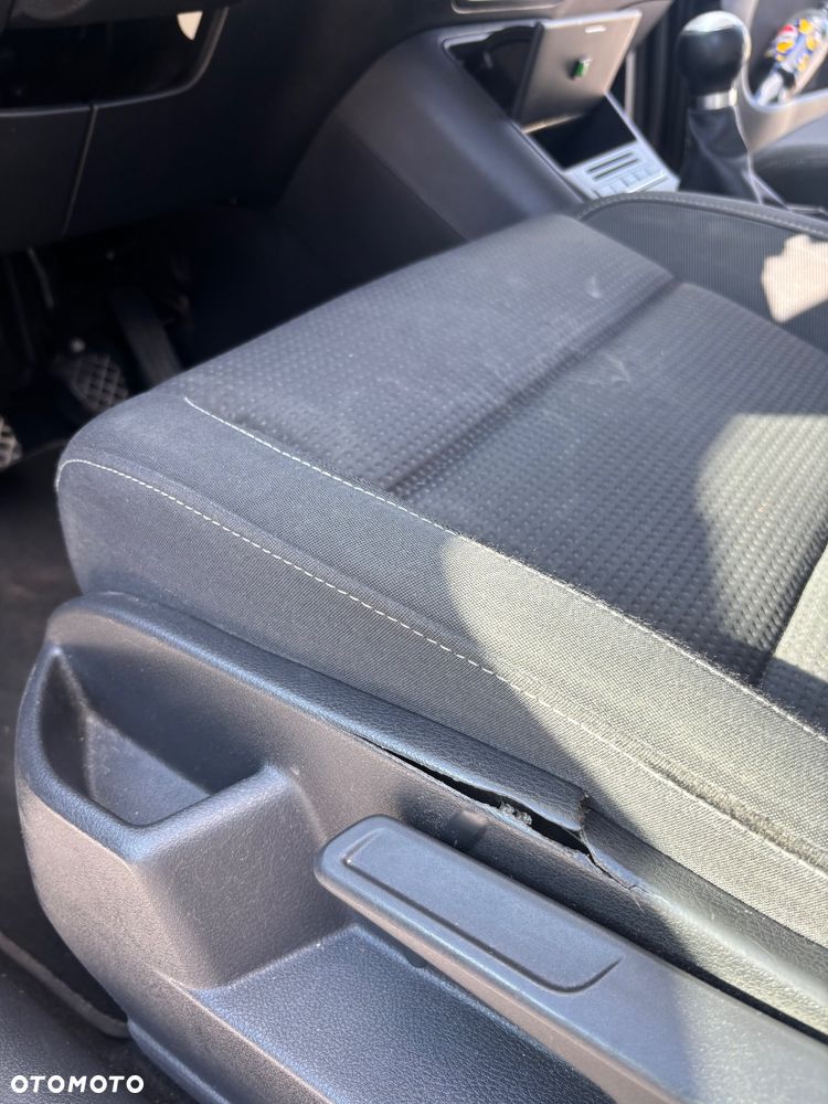 Volkswagen Golf Plus 1.6 TDI Comfortline - 17