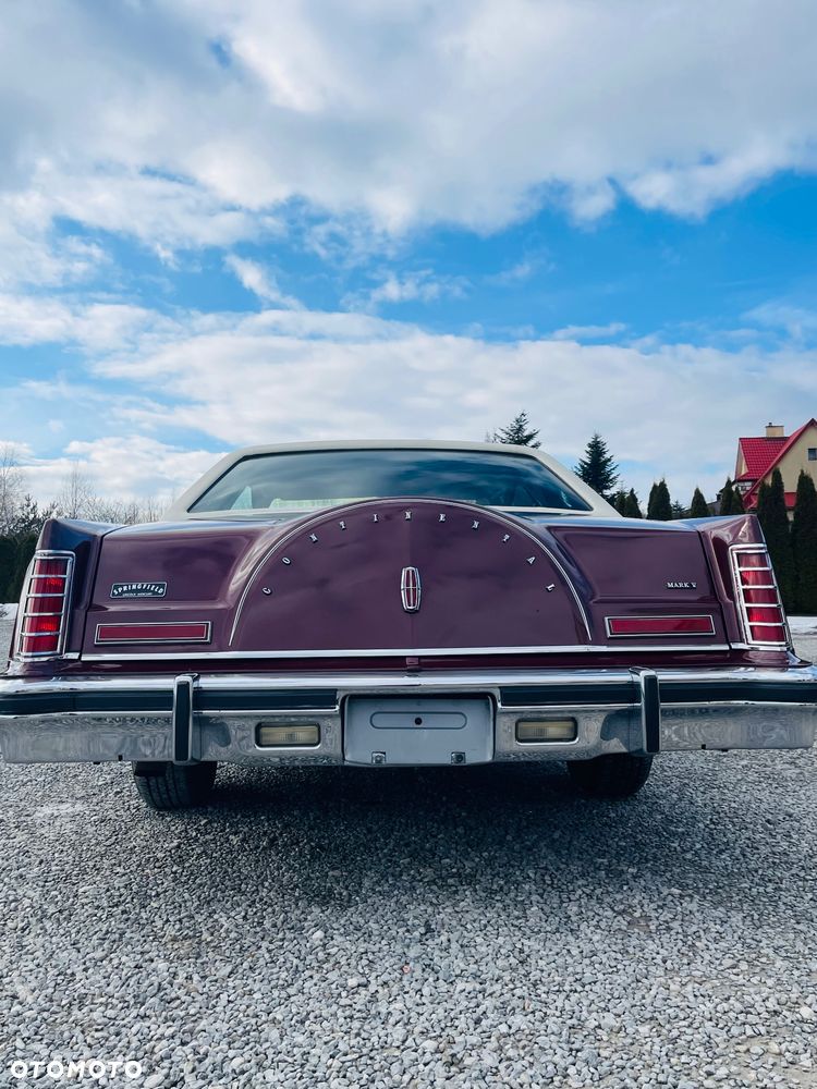 Lincoln Continental - 14