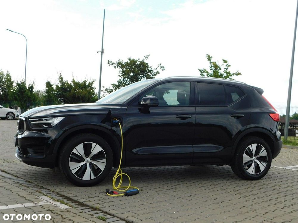 Volvo XC 40 T5 Plug-In Hybrid Momentum Pro - 1