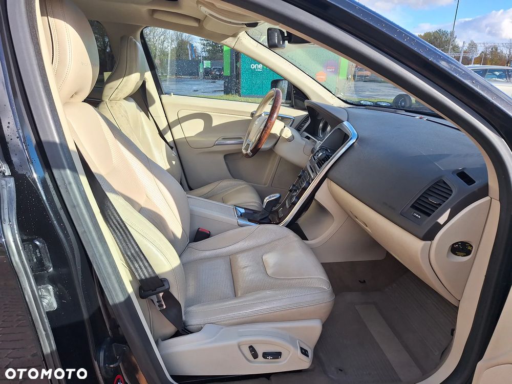 Volvo XC 60 T6 AWD Summum - 5