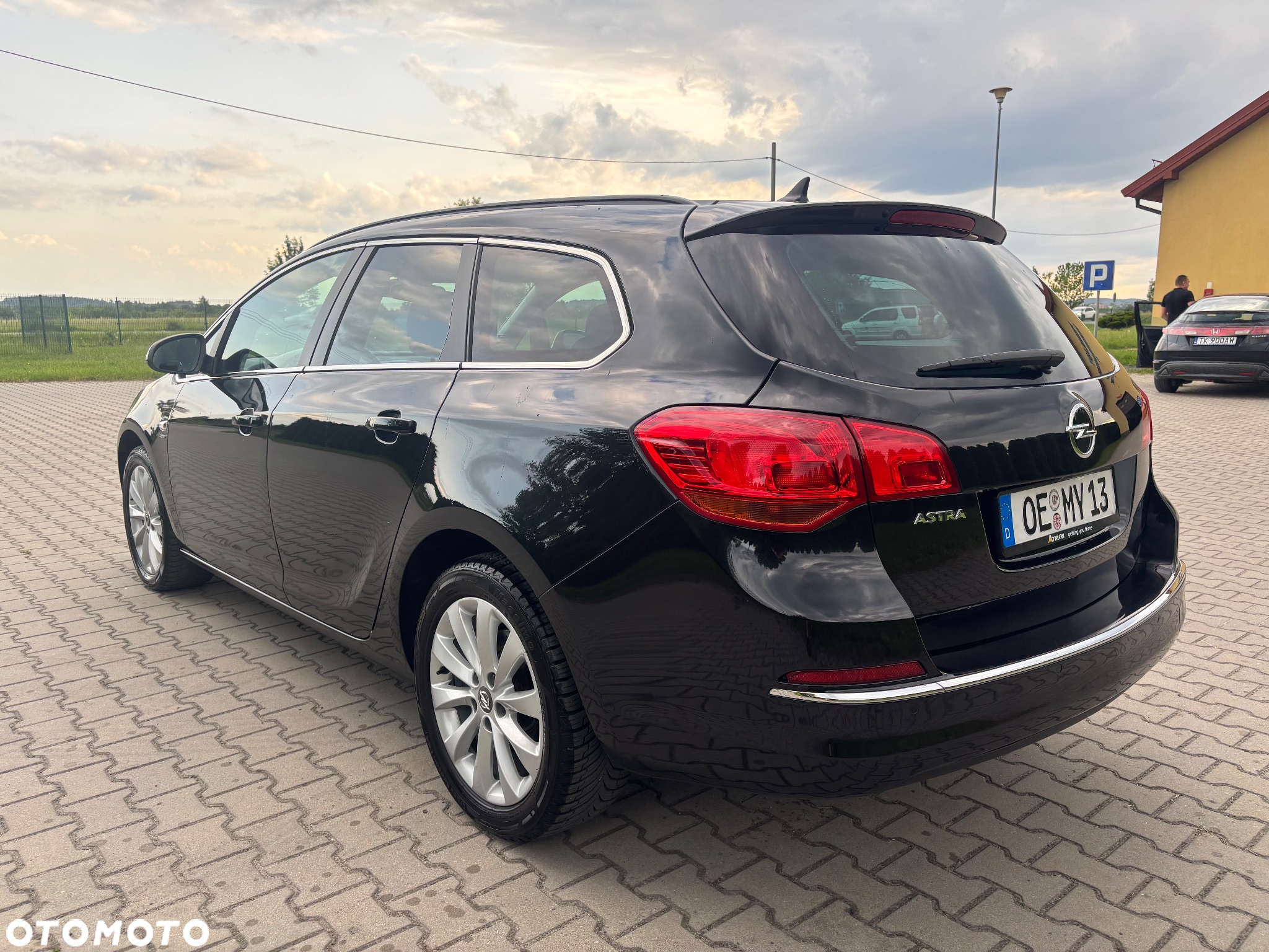 Opel Astra 1.7 CDTI DPF Active - 8