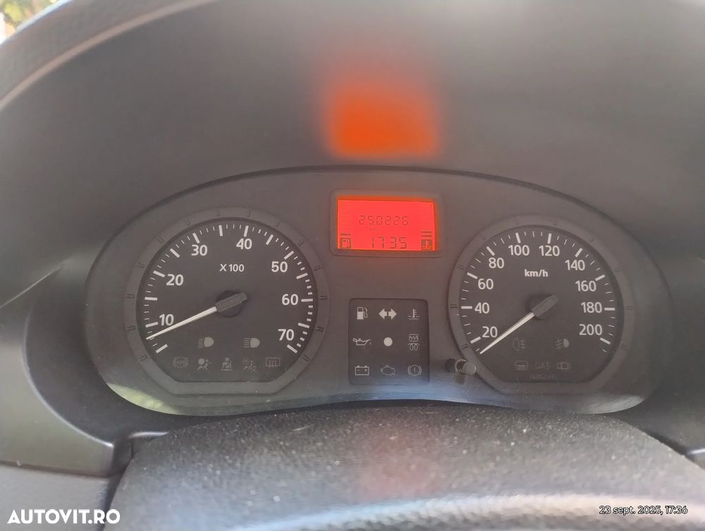 Dacia Logan 1.4 MPI Ambiance - 8