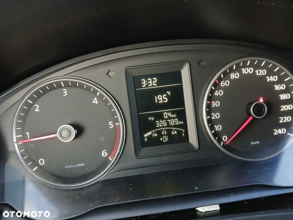 Volkswagen Transporter - 5