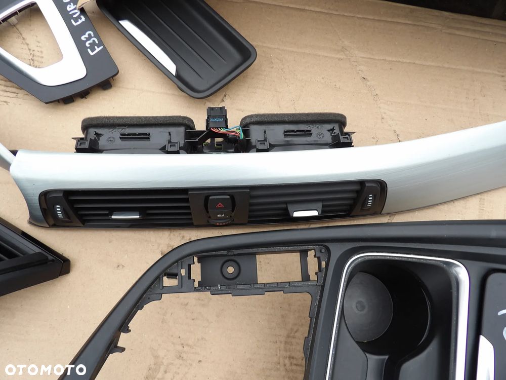 BMW - F33 - LISTWY DEKORACYJNE - DEKORY KOMPLET - KRATKI NAWIEWU - KOMPLET - 9218549  9218552 - 3