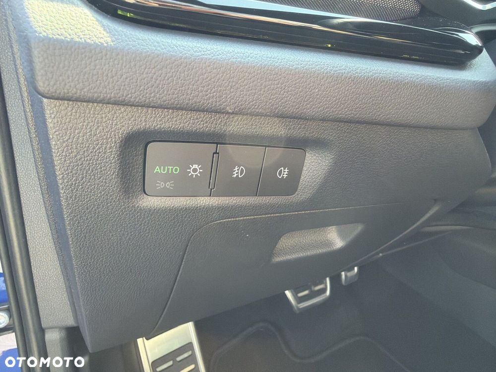 Skoda Octavia 2.0 TDI Sportline DSG - 22