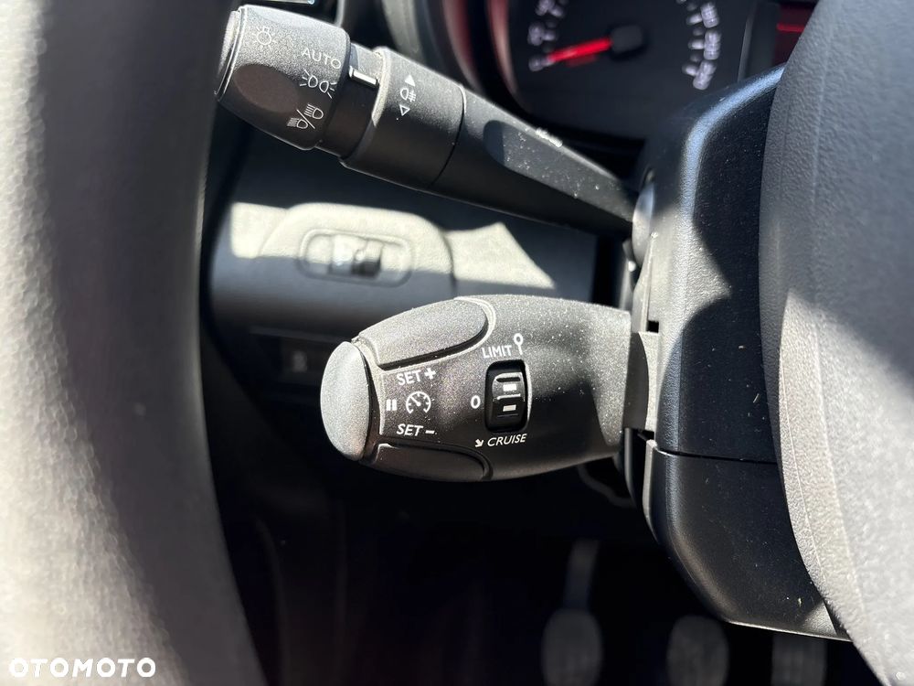 Toyota PROACE CITY 1.5 D-4D STANDARD 2,0T ACTIVE - 19