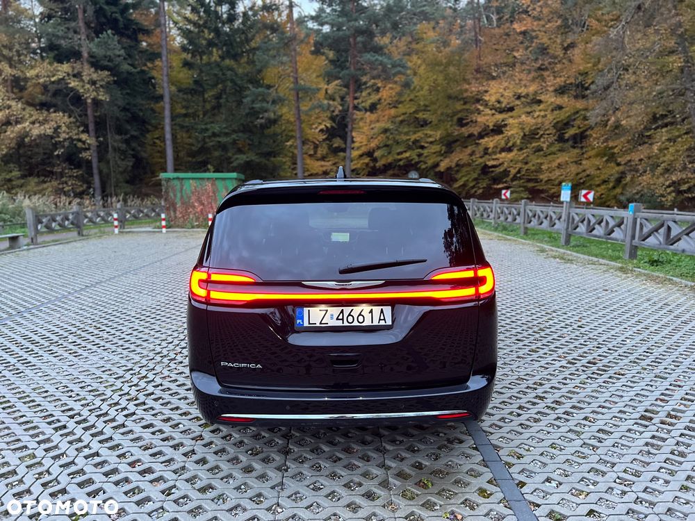Chrysler Pacifica - 7
