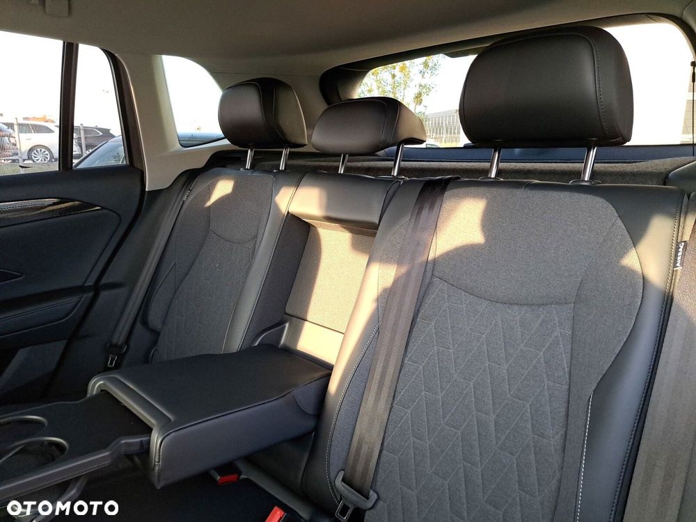 Volkswagen Tiguan 1.5 eTSI Life Plus DSG - 37