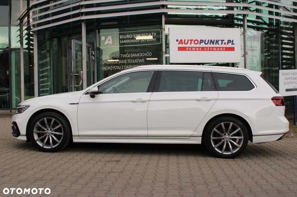 Volkswagen Passat - 8