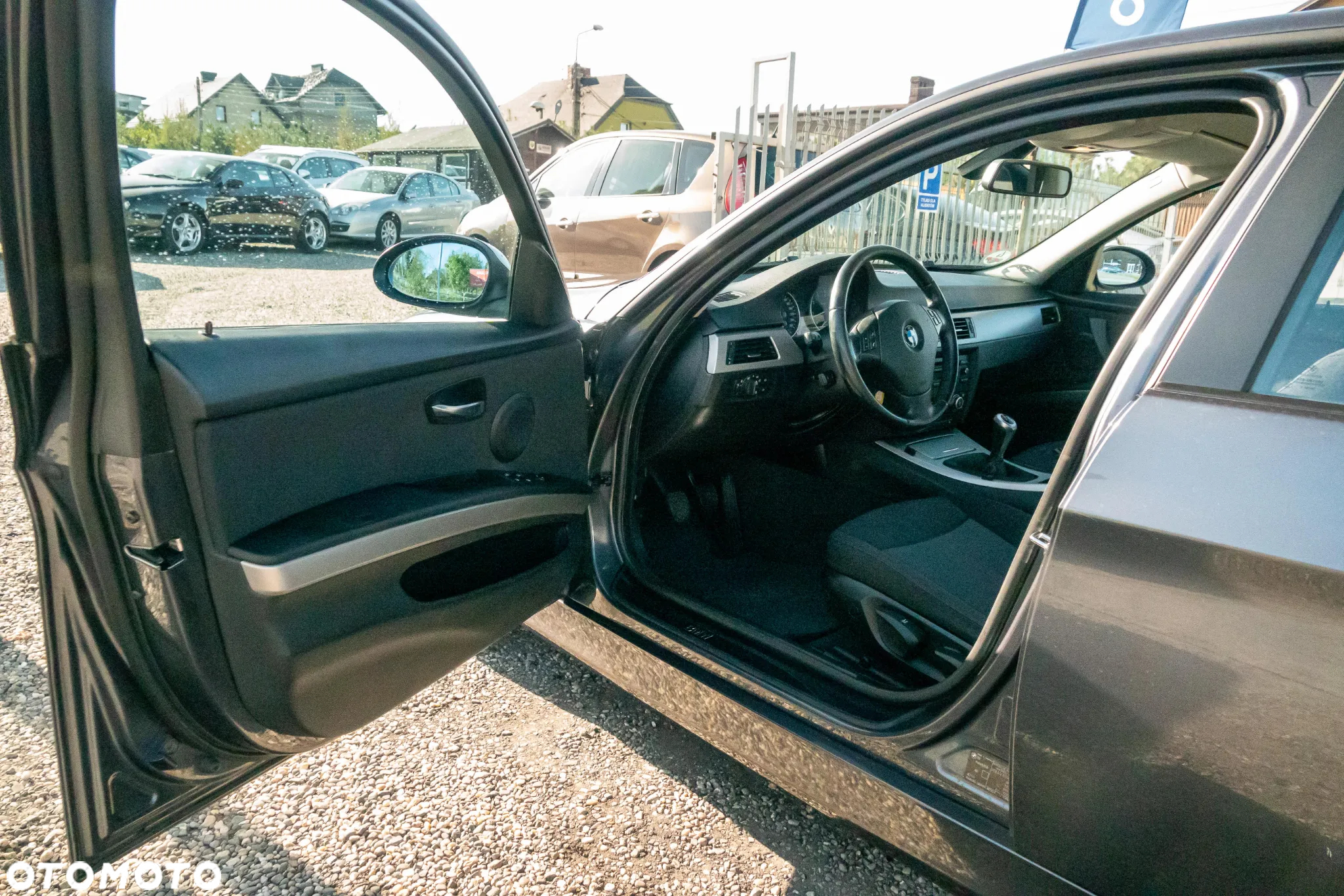 BMW Seria 3 318i - 14