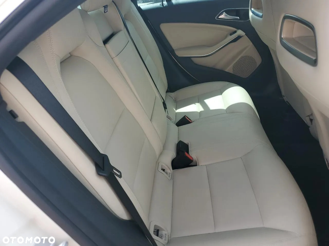 Mercedes-Benz CLA - 9
