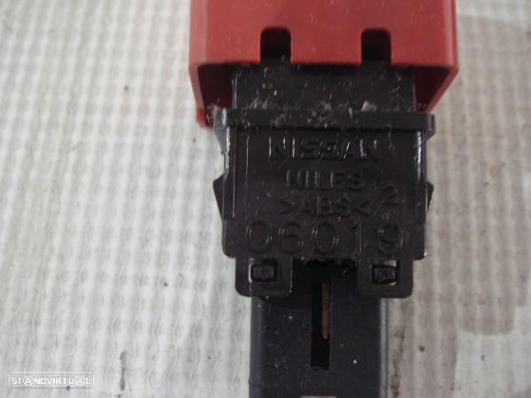 Interruptor Luzes Emergência (4 Piscas) Nissan Micra Iii (K12) - 2