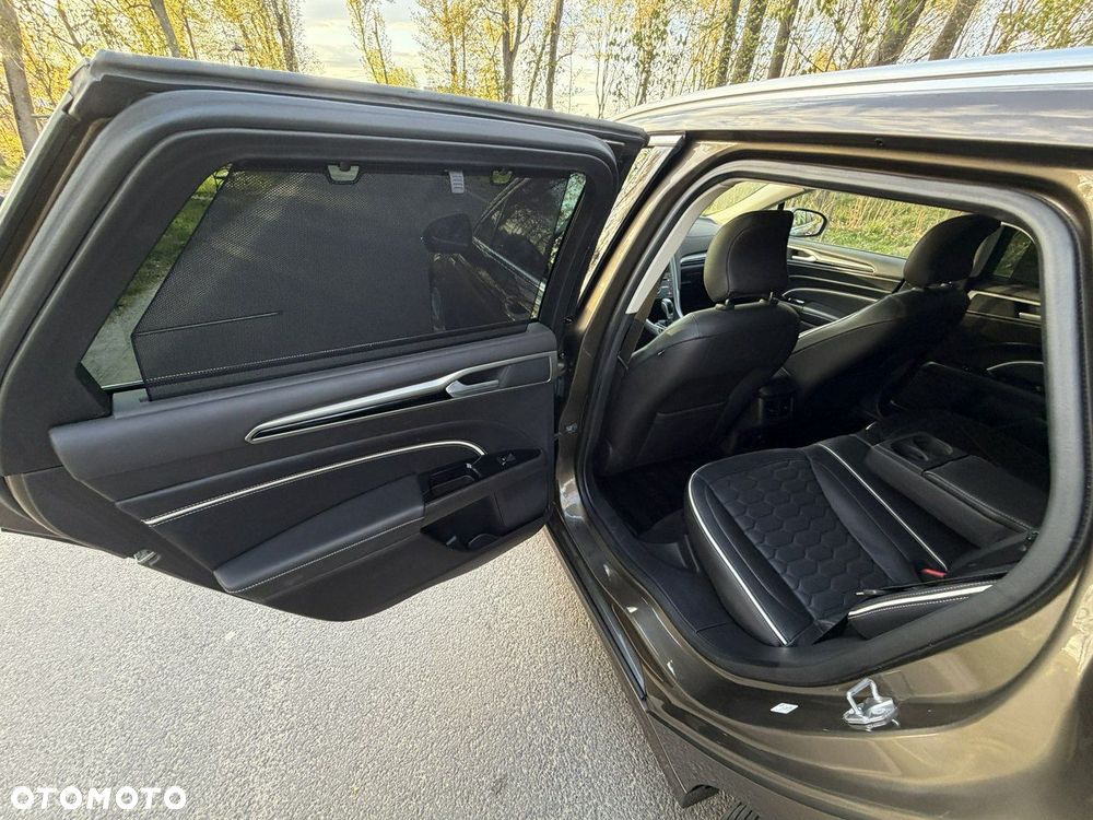 Ford Mondeo - 20