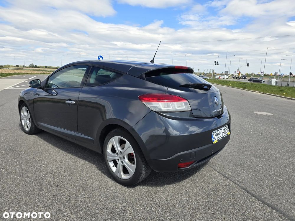 Renault Megane 1.9 dCi FAP Dynamique - 4