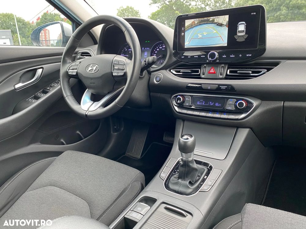Hyundai i30 1.6 CRDI DCT Select - 12