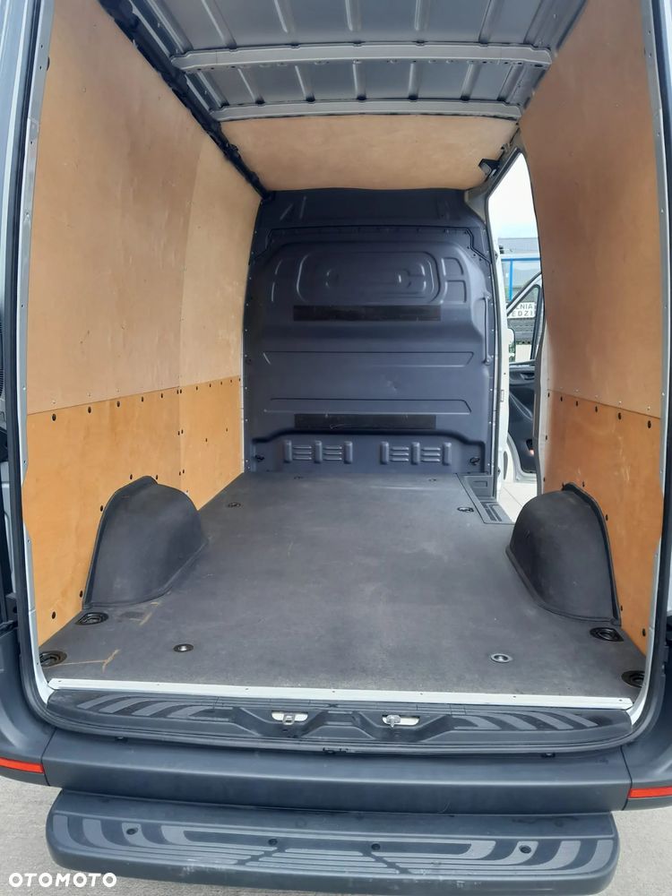 Mercedes-Benz SPRINTER - 16