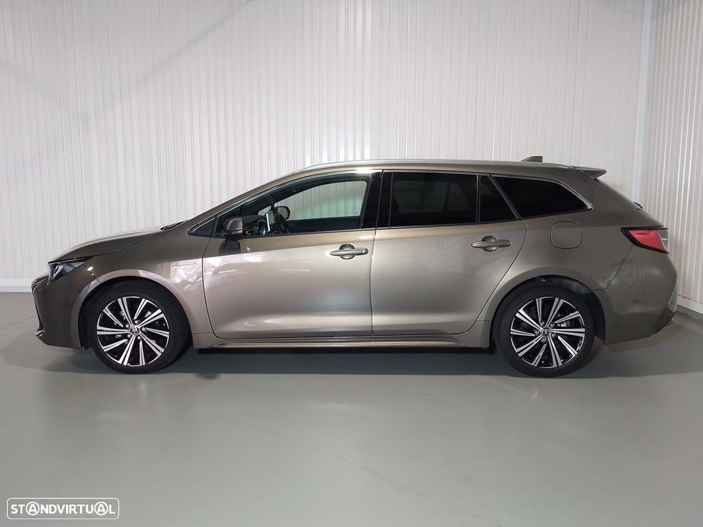 Toyota Corolla Touring Sports 1.8 Hybrid Comfort+P.Sport - 4