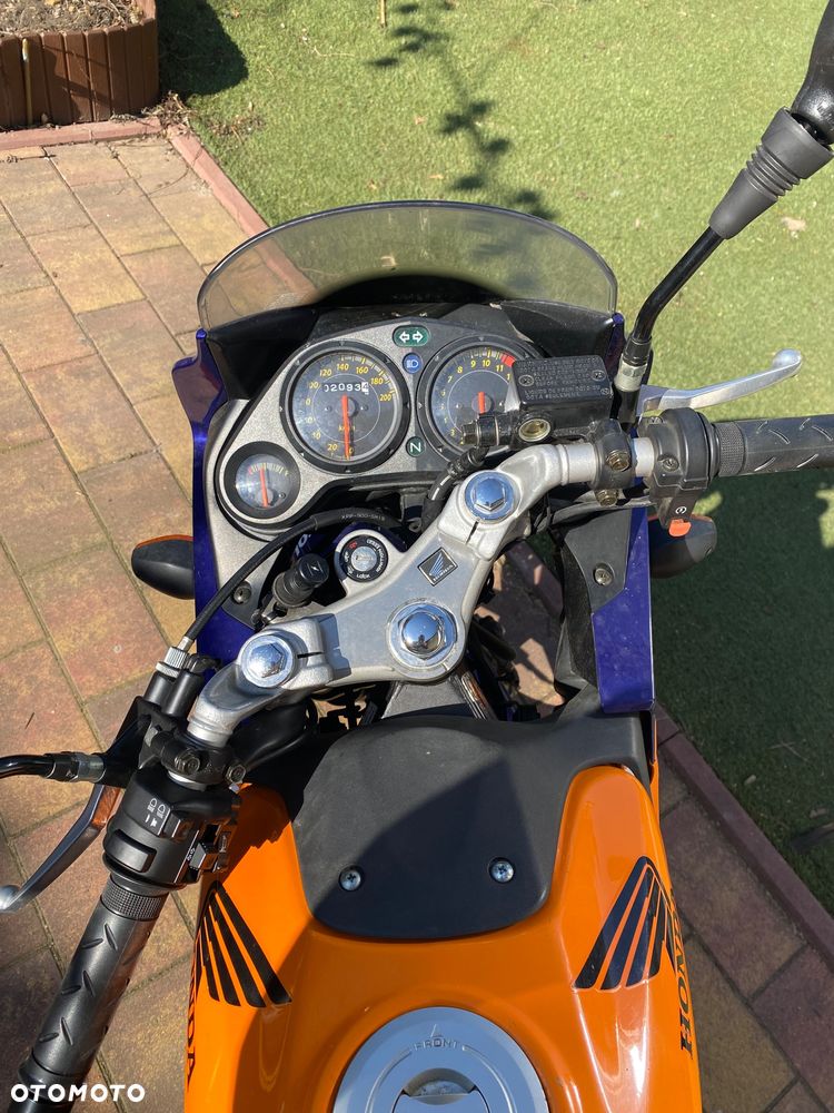 Honda CBR - 1
