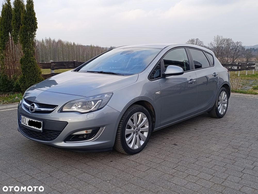 Opel Astra 1.4 Turbo - 1