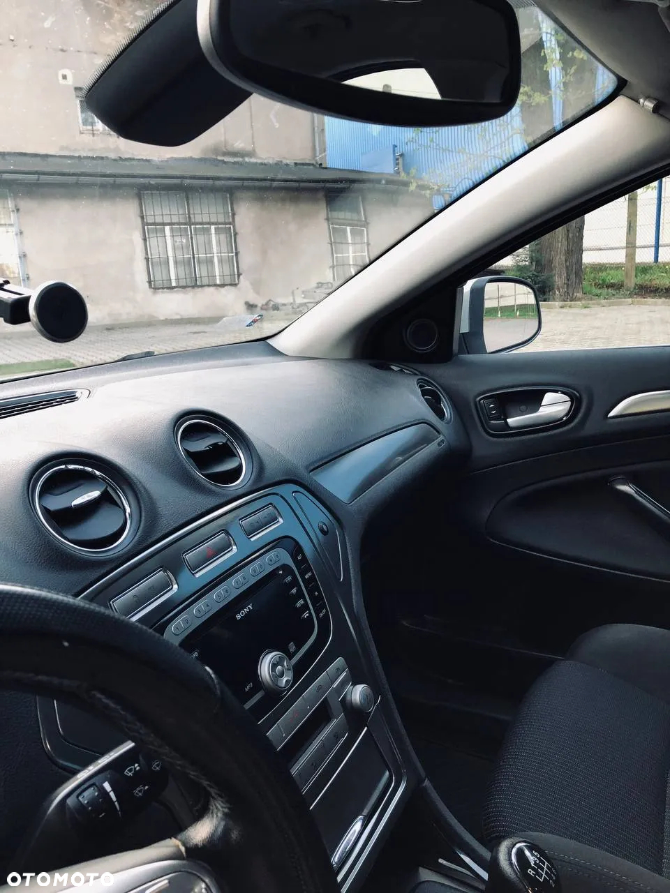 Ford Mondeo - 11