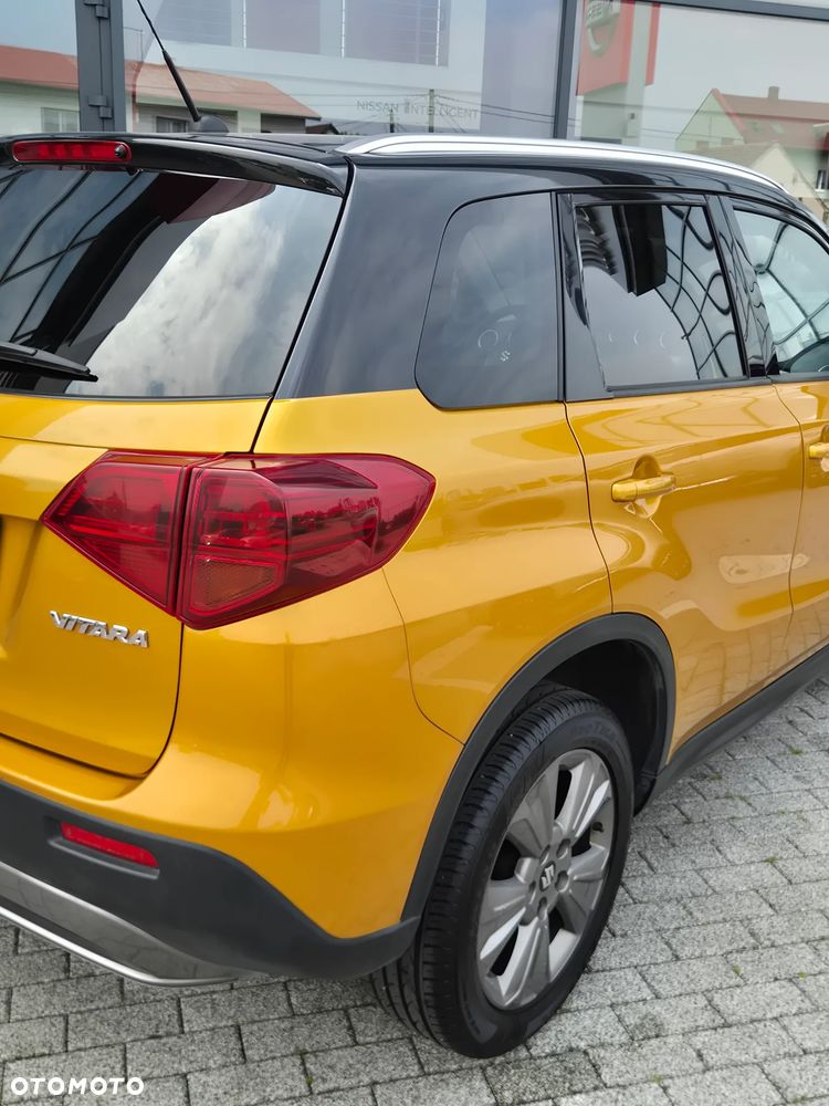 Suzuki Vitara 1.0 Boosterjet Premium 2WD - 9