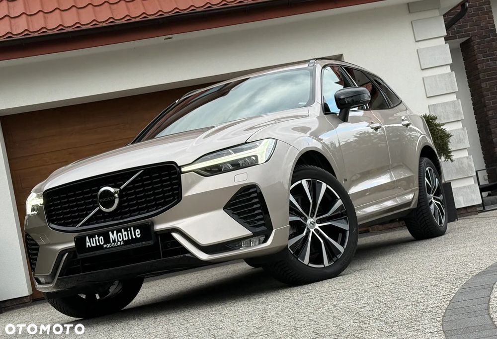 Volvo XC 60 B4 D AWD Plus Dark - 3