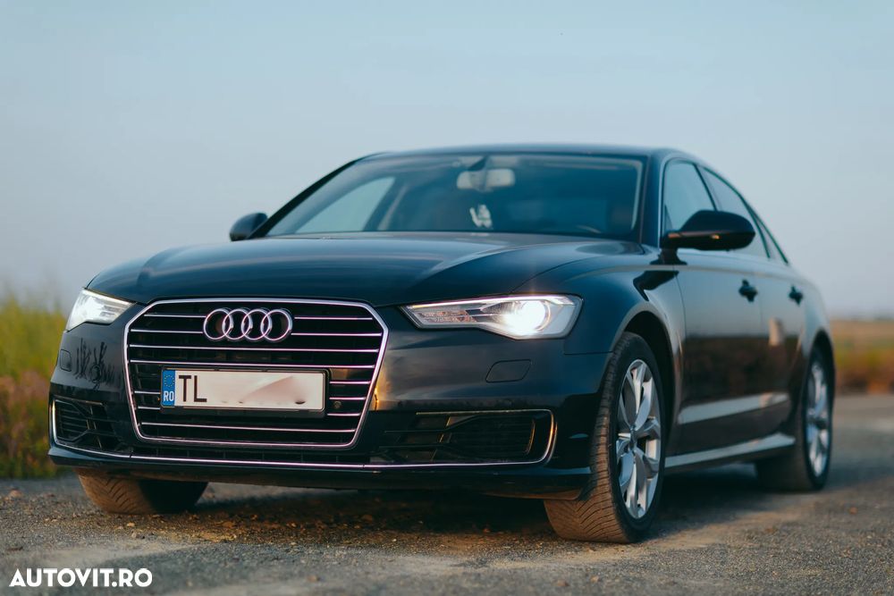 Audi A6 Avant 2.0 TDI Ultra S tronic - 2