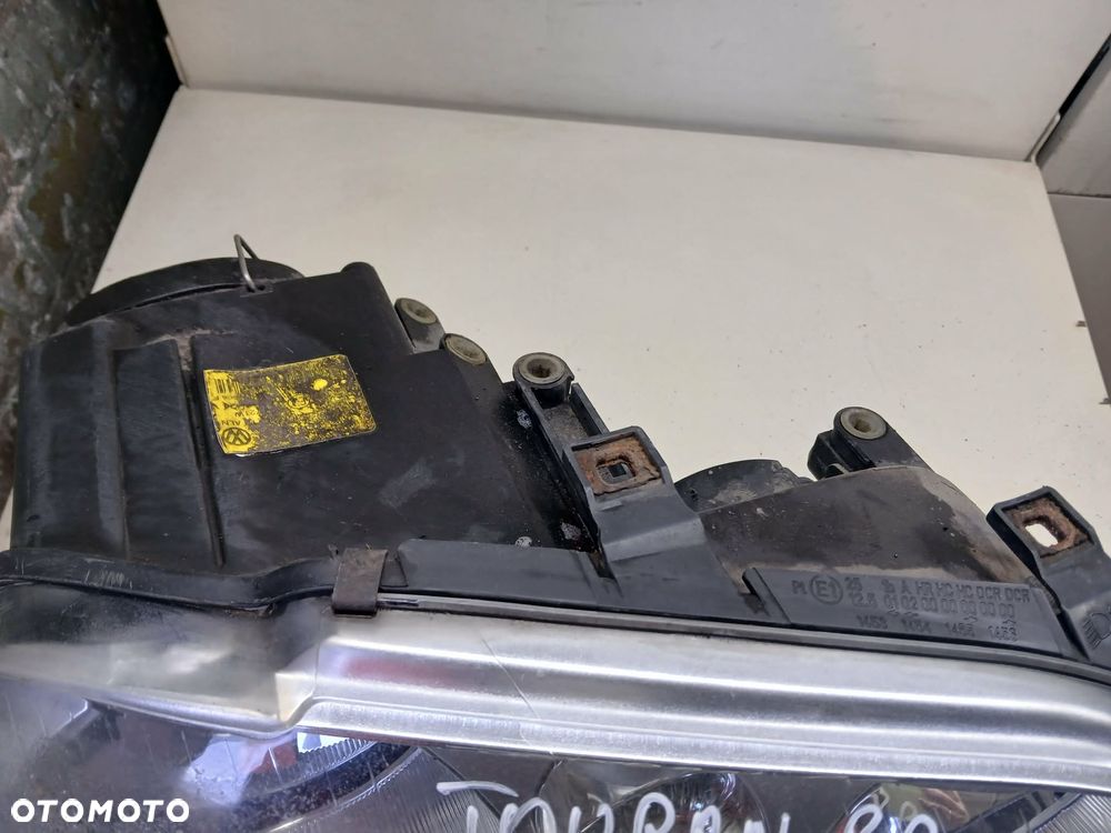 Volkswagen Touran Lampa przednia prawa, lewa - 3