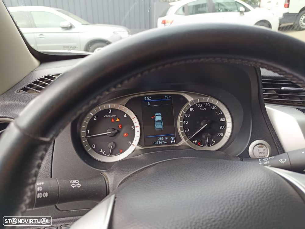 Nissan Navara 2.3 dCi CD 4WD N-Connecta - 10