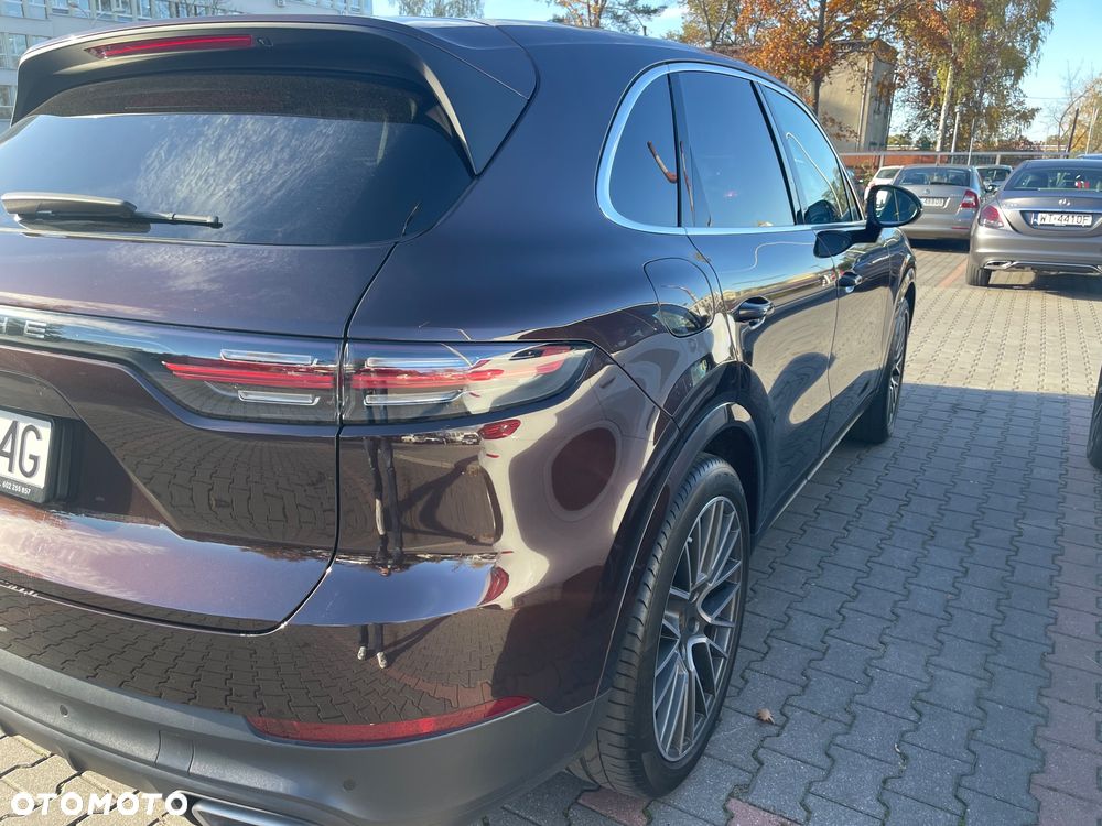 Porsche Cayenne Standard - 4