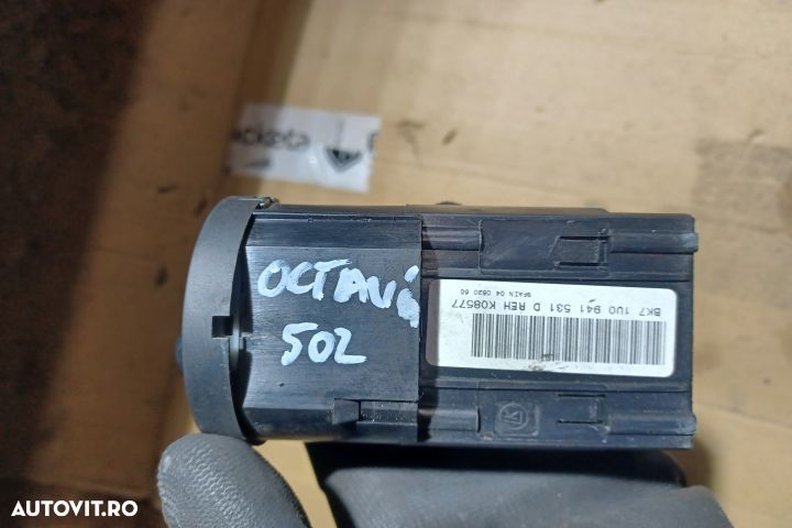 Comutator faruri 1U0941531D Skoda Octavia 1 (facelift)  [din 2000 pana  2010] Liftback 5-usi 1.6 MT - 1
