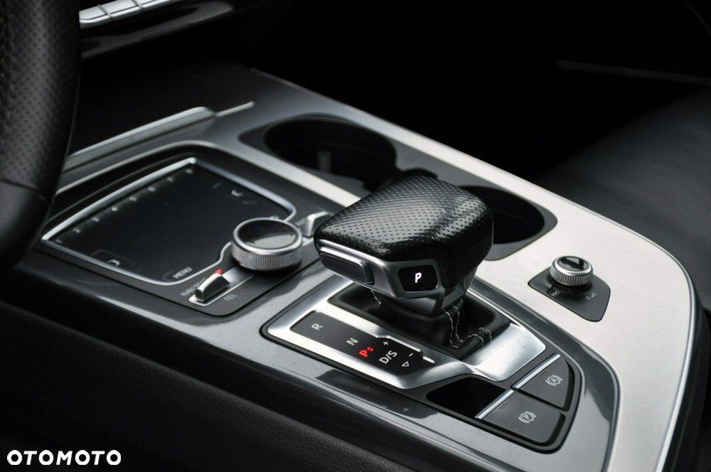 Audi Q7 - 36