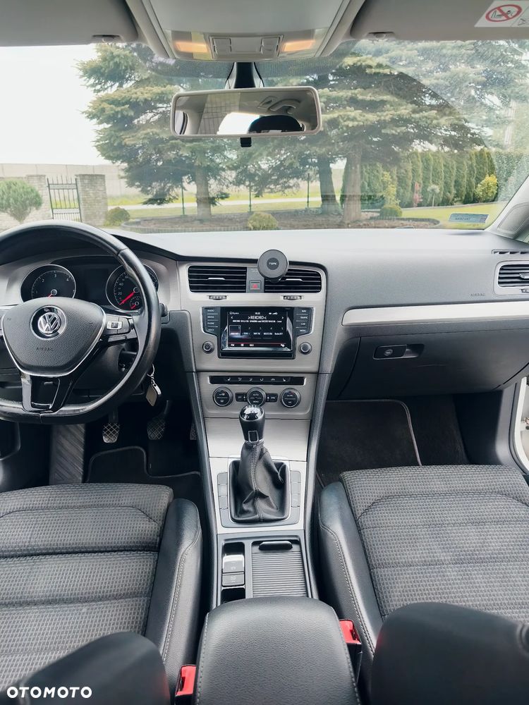 Volkswagen Golf 2.0 TDI (BlueMotion Technology) Comfortline - 9