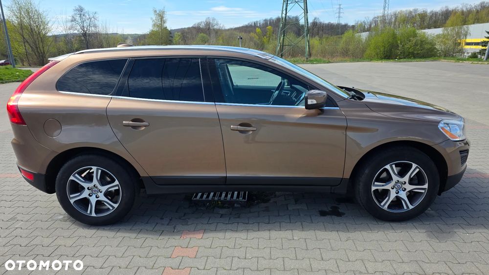 Volvo XC 60 D4 Geartronic Summum - 7