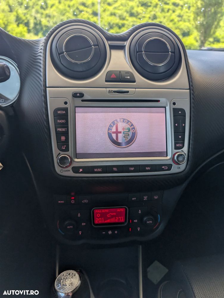 ALFA ROMEO MiTo 2012 — imagine 9