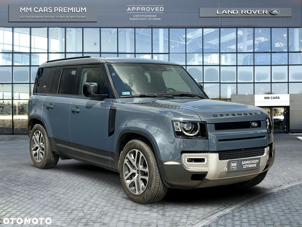 Land Rover Defender - 2