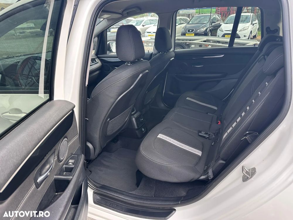 BMW Seria 2 216d Aut. Sport Line - 14