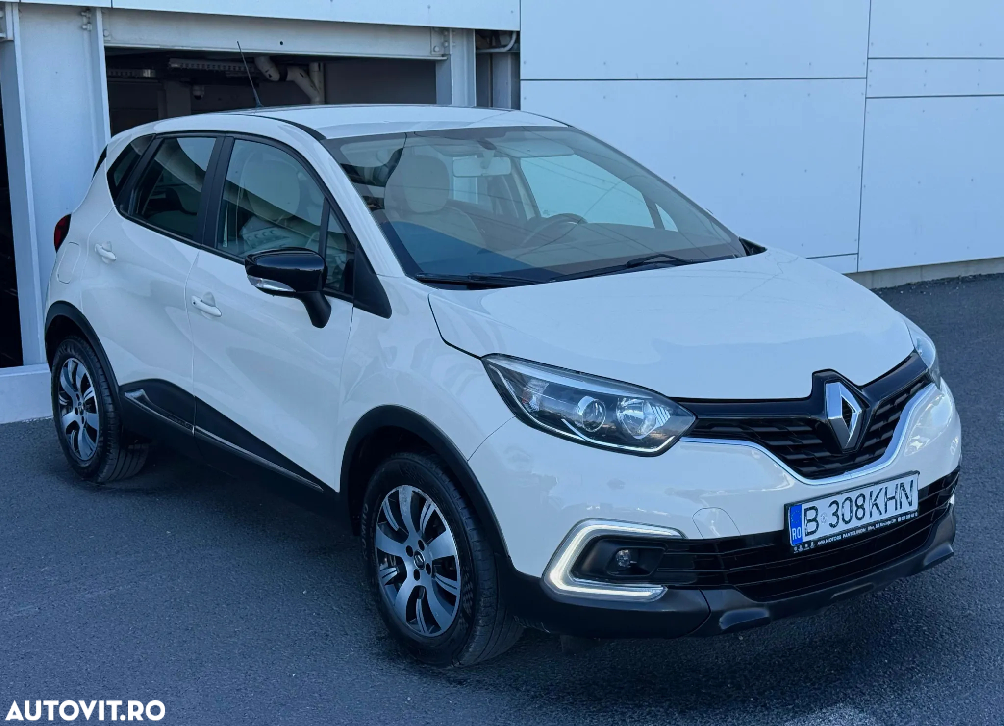 Renault Captur TCe Life - 2