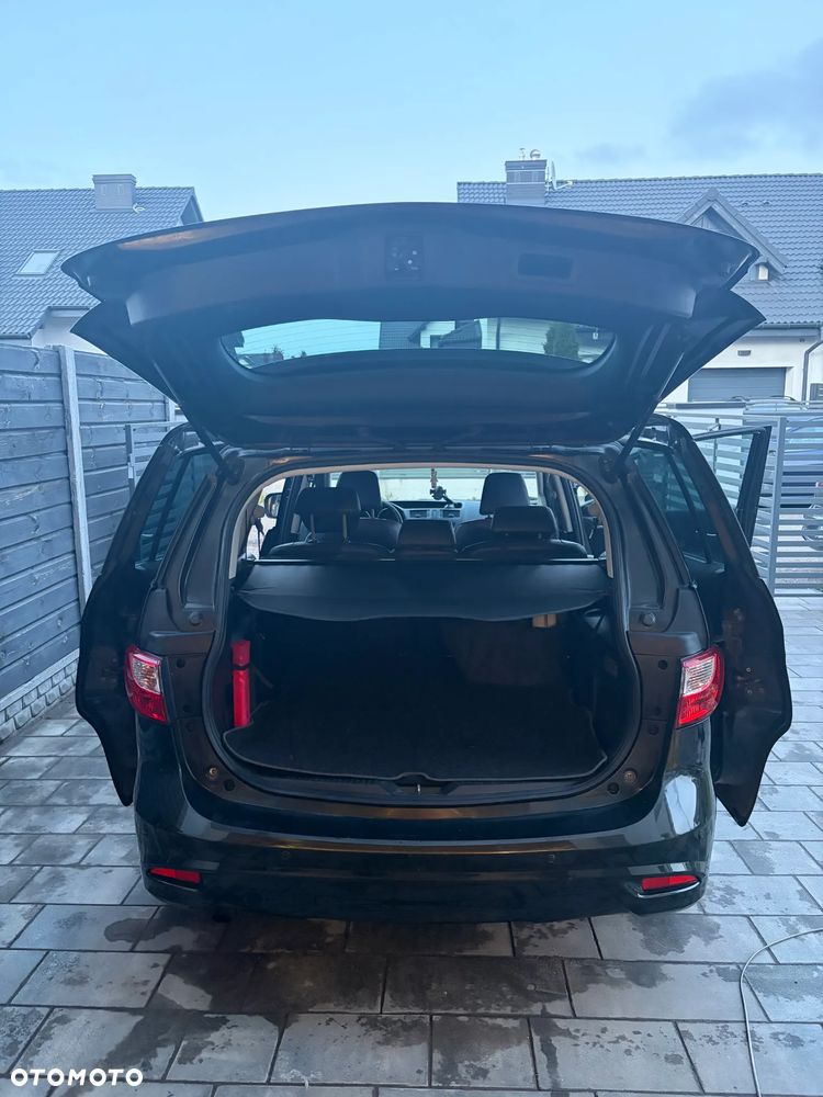 Mazda 5 2.0 Exclusive + - 19
