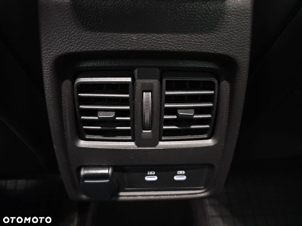 Renault Captur 1.0 TCe Techno - 27