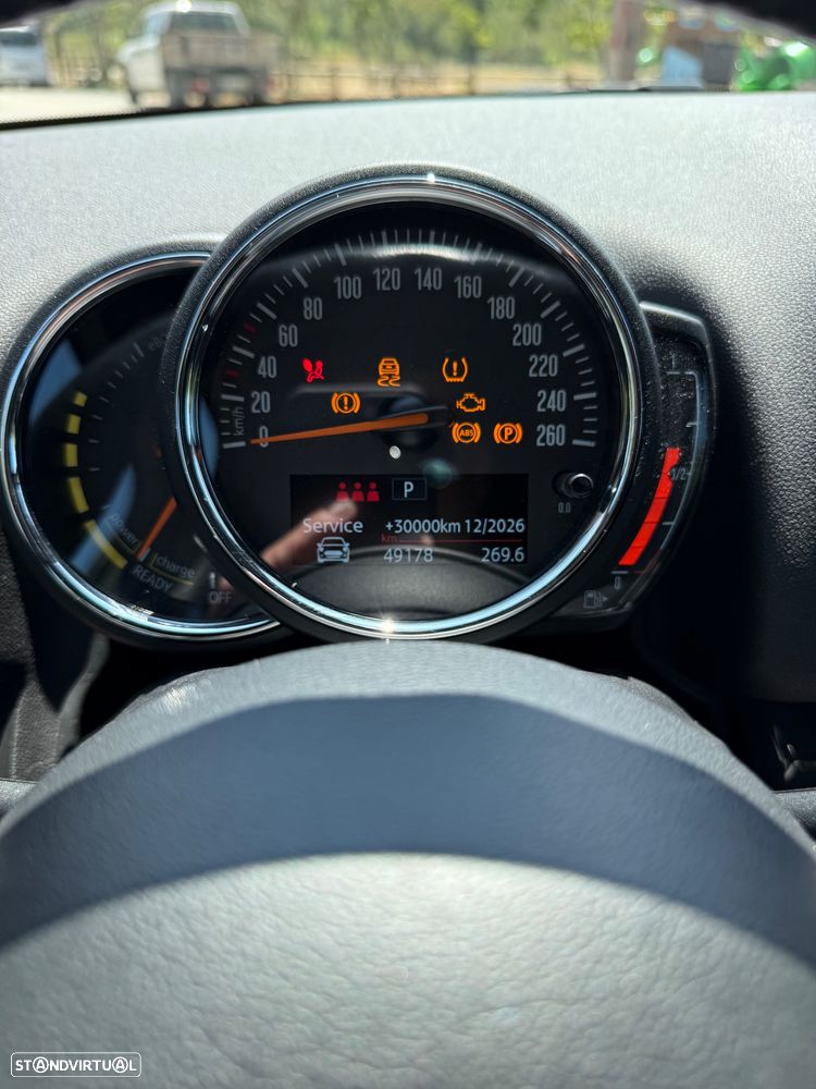 MINI Countryman Cooper SE ALL4 Auto - 9