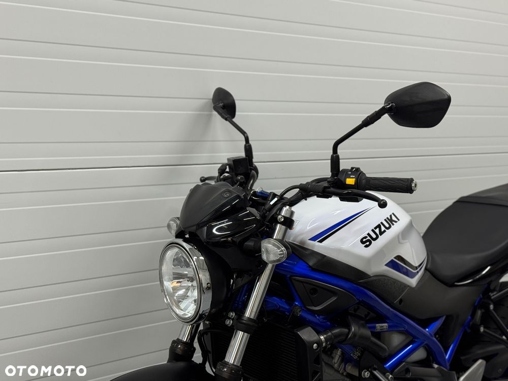 Suzuki SV - 20
