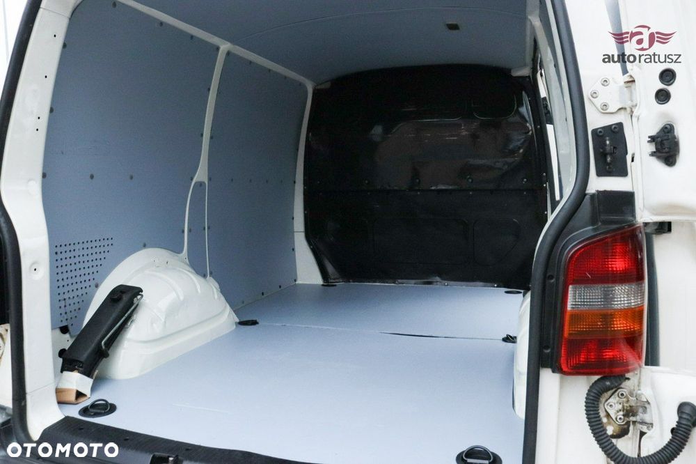 Volkswagen Transporter - 31